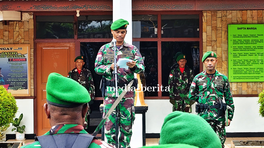 Kasdim 1701/Jayapura Pimpin Upacara dan Serahkan Bingkisan Idul Fitri