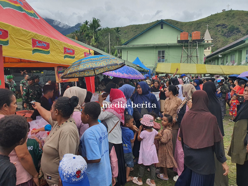 TNI dan Bulog Papua Gelar Pasar Murah, Wujudkan Ketahanan Pangan Lewat Beras SPHP