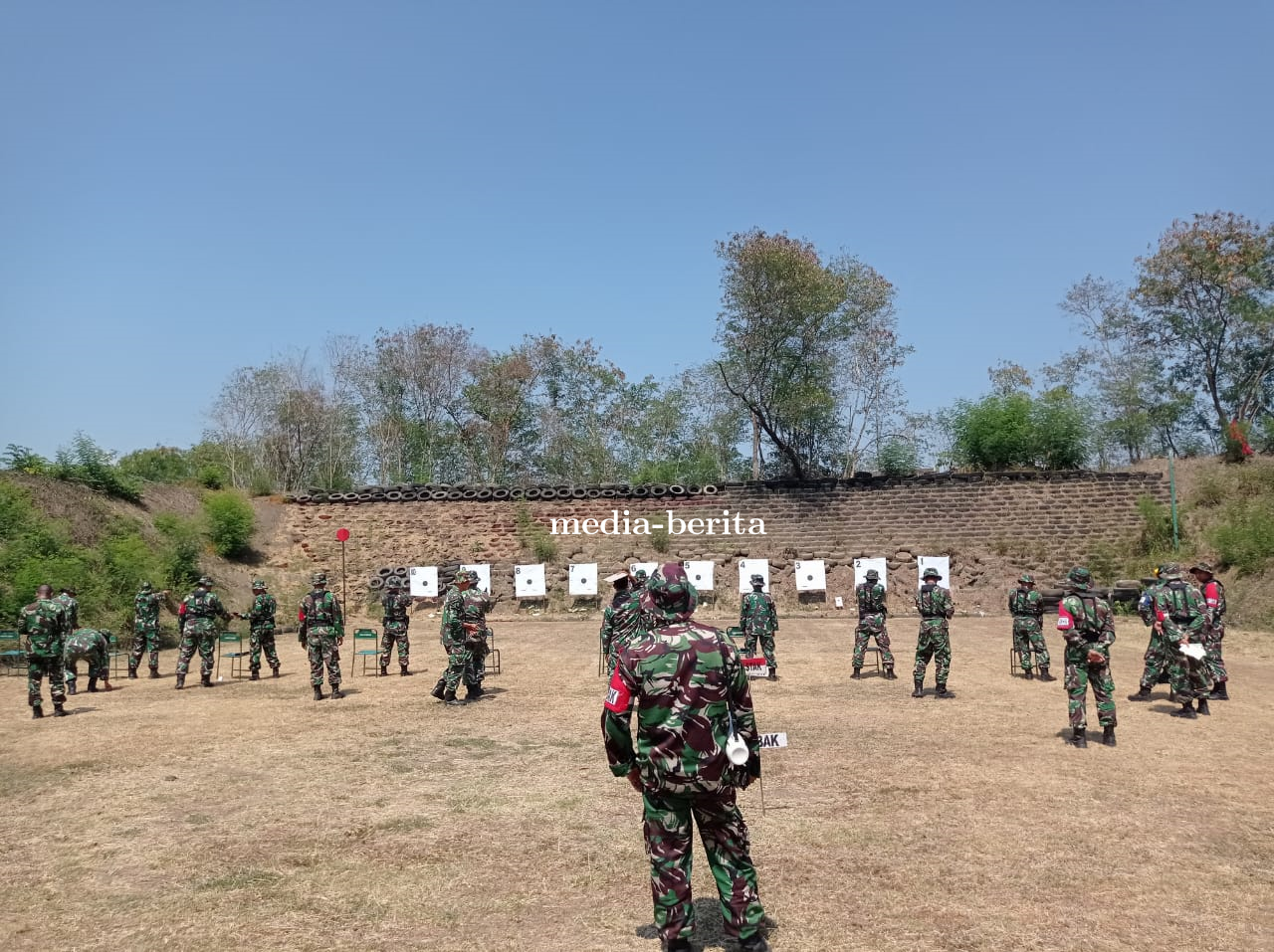 Kodim 0712 Tegal Menggelar Laihan Menembak TW III Tahun 2023