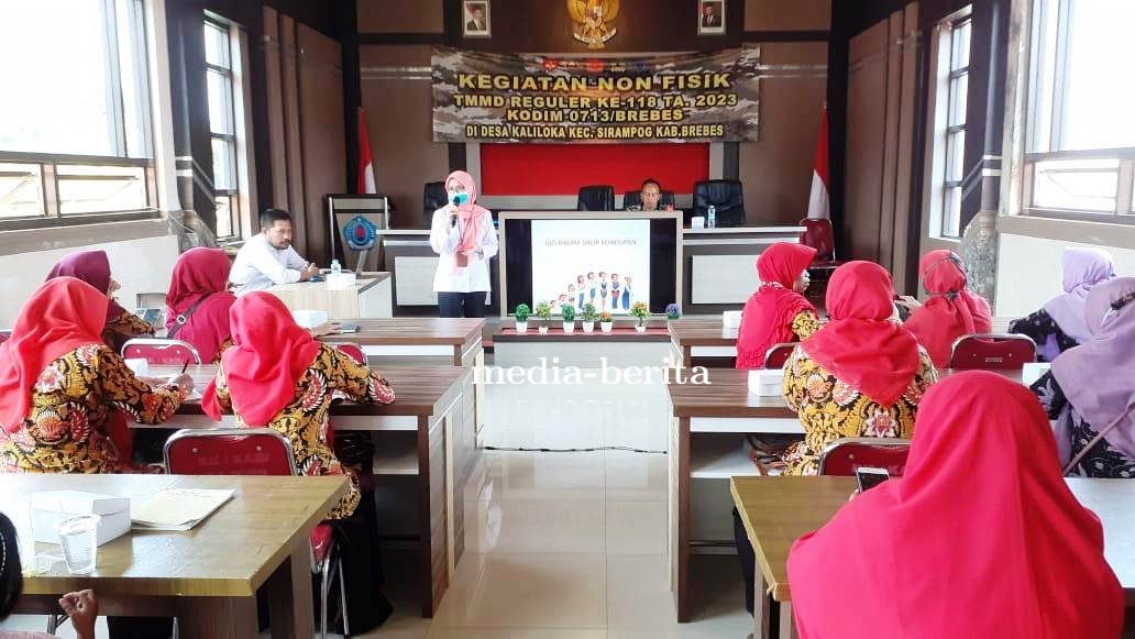 Edukasi Memilih Makanan Sehat dan Bergizi di Non Fisik TMMD Reguler Brebes